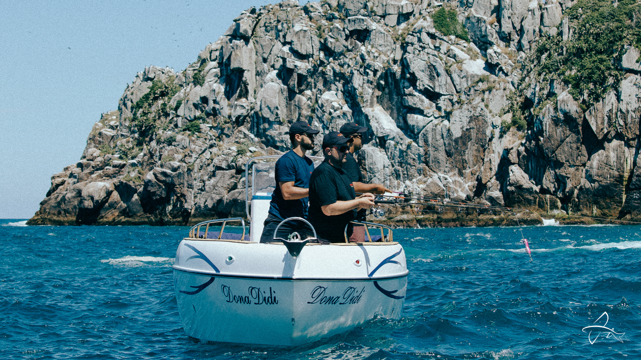 Vale a pena investir em uma lancha de pesca esportiva? Guia completo